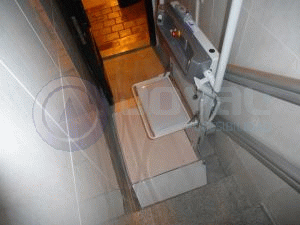 Plataformas sube escaleras en Alicante